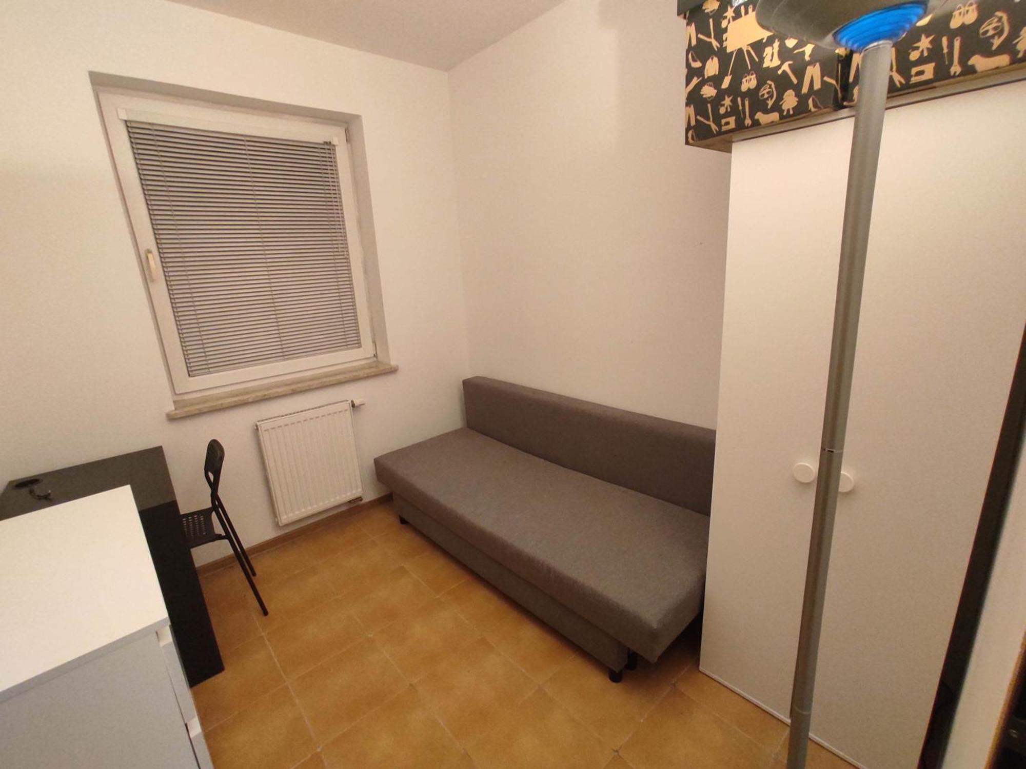 Nice Room With 2 Shared Bathrooms ,Wc , 2Km To Old Town -100M From Metro Szwedzka Варшава Екстериор снимка