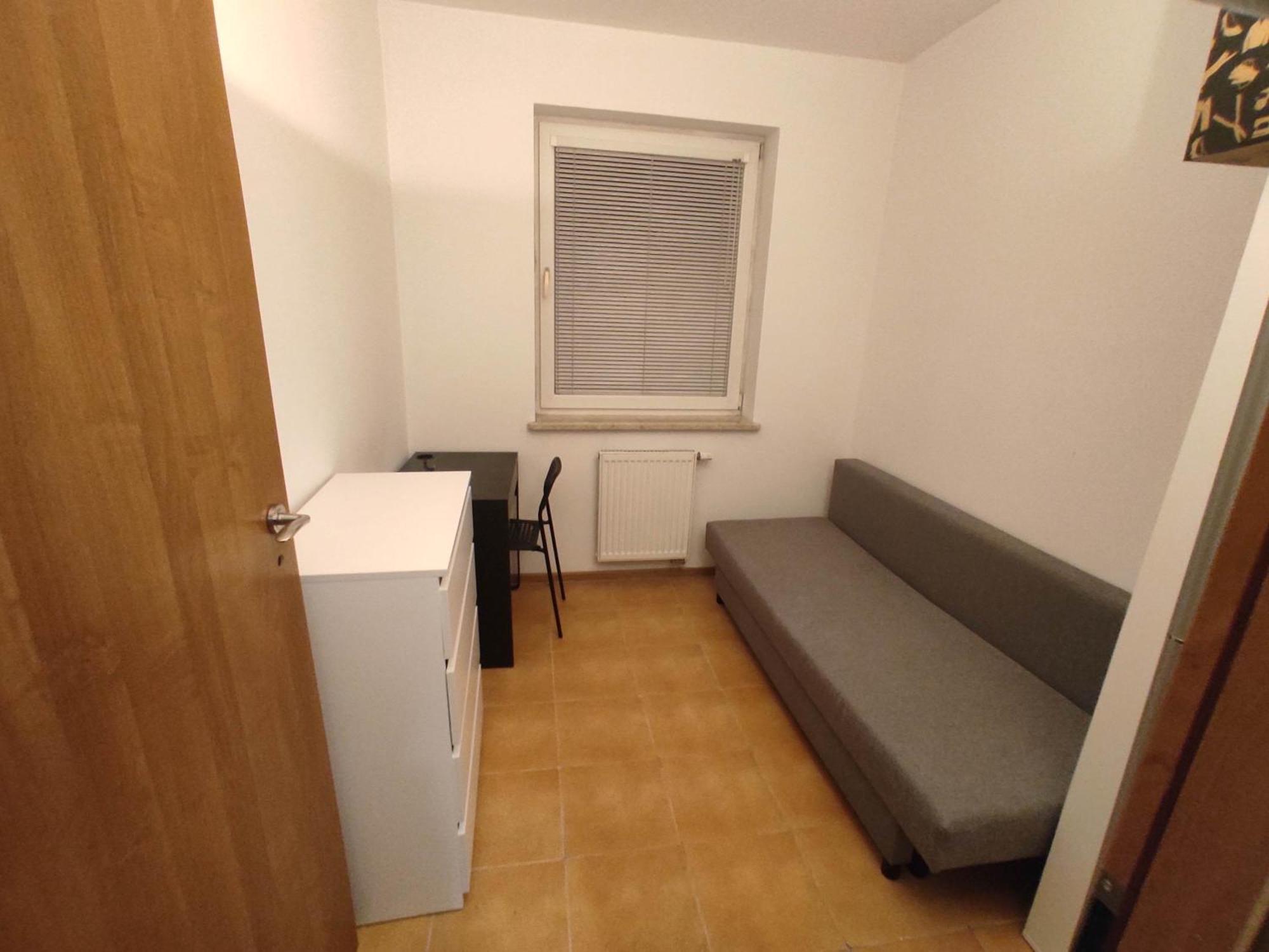 Nice Room With 2 Shared Bathrooms ,Wc , 2Km To Old Town -100M From Metro Szwedzka Варшава Екстериор снимка